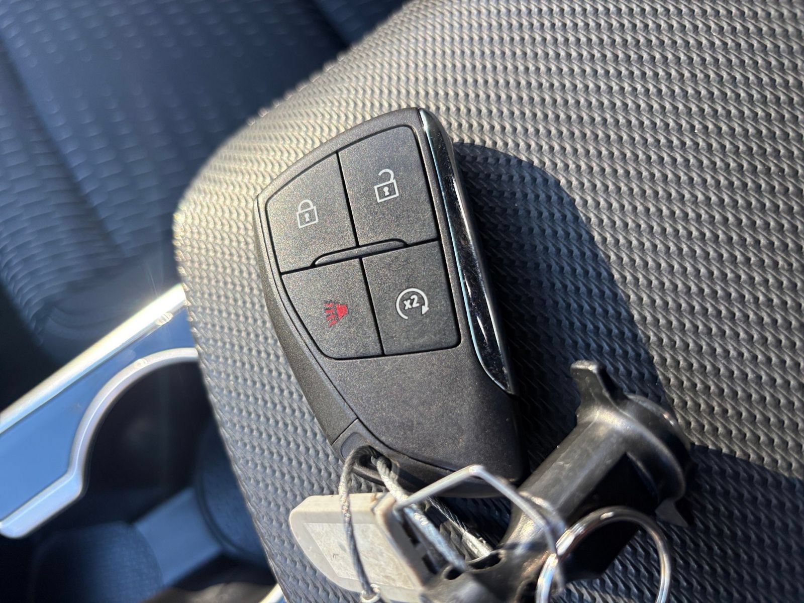 Used 2025 Chevrolet Equinox LT AWD/4WD image 25