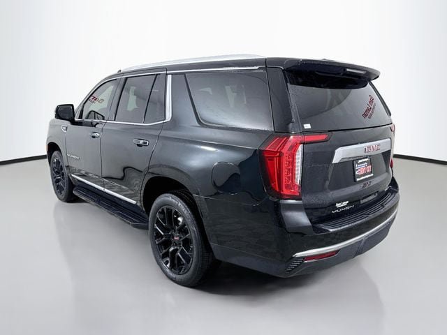 Used 2024 GMC Yukon SLT w/ SLT Luxury Package AWD/4WD image 5