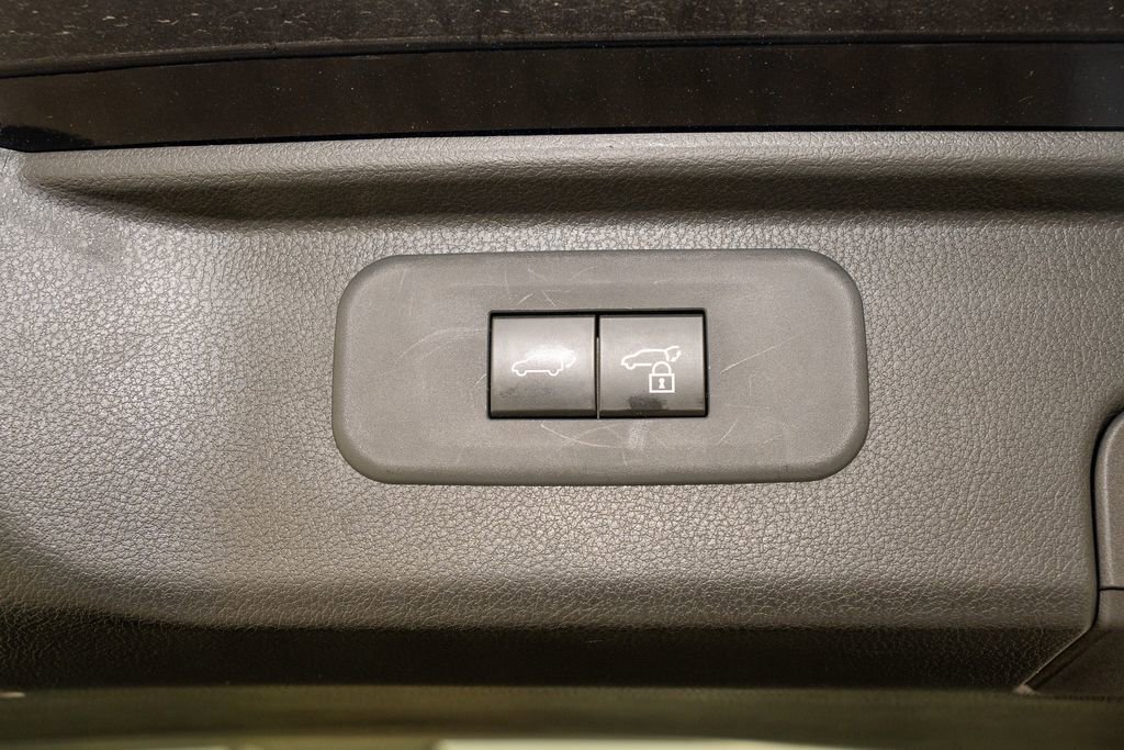 Certified 2025 Toyota Grand Highlander FWD image 6