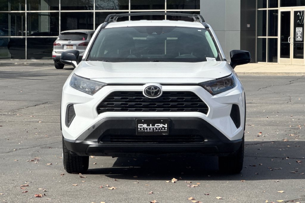 Used 2021 Toyota RAV4 LE AWD/4WD image 12