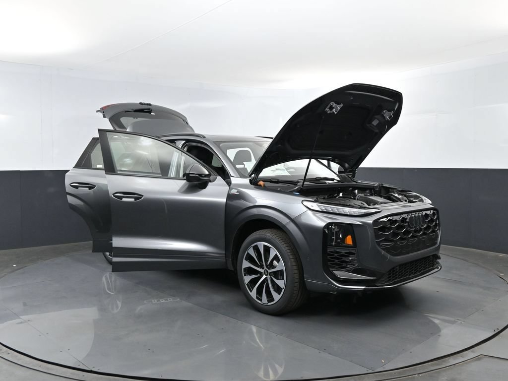New 2026 Audi Q3 quattro 2.0T AWD/4WD image 30