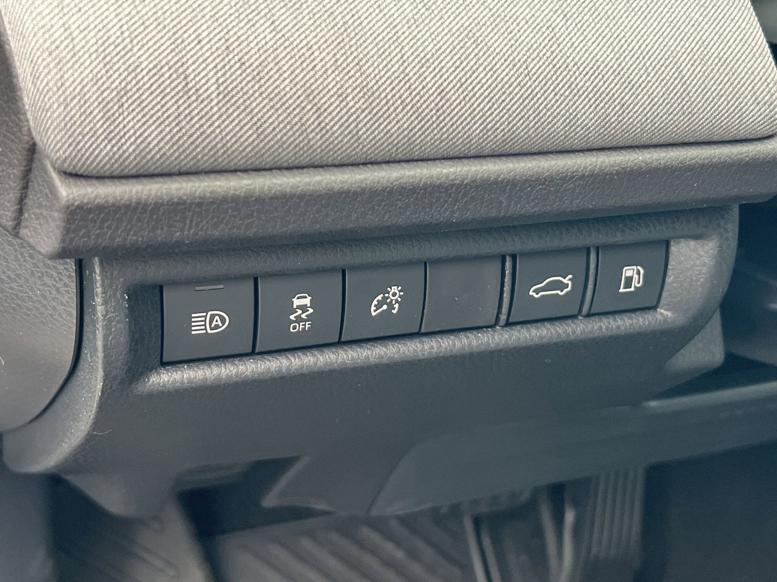 Used 2026 Toyota Camry LE FWD image 34