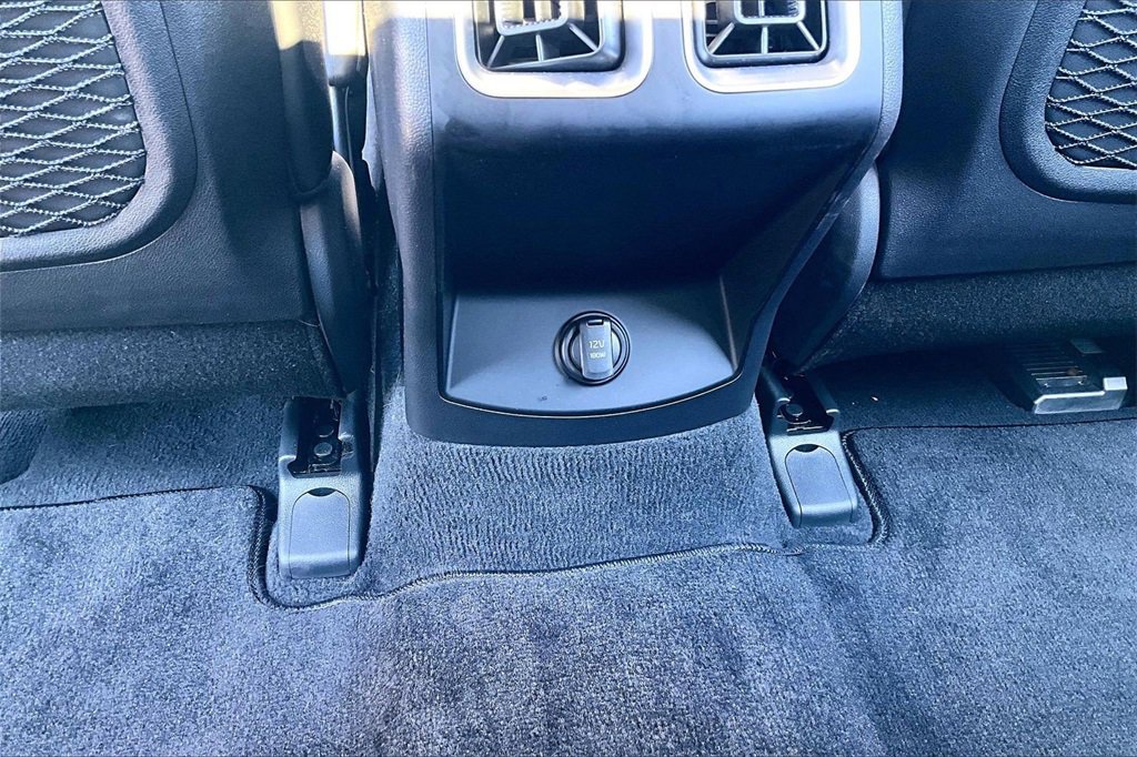 Certified 2025 Kia Sorento EX w/ Panoramic Sunroof Package image 26