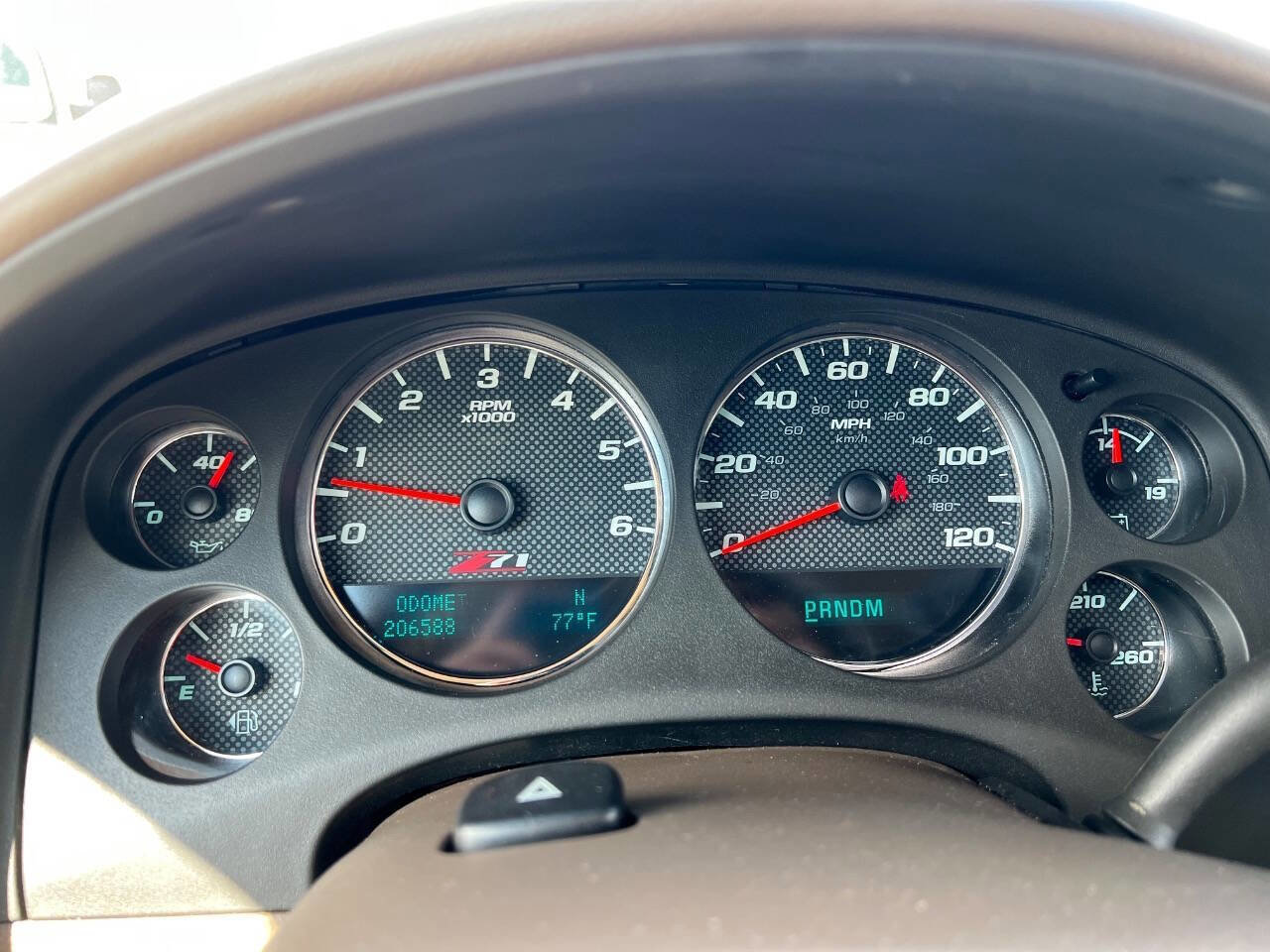 Used 2011 Chevrolet Suburban LT image 28