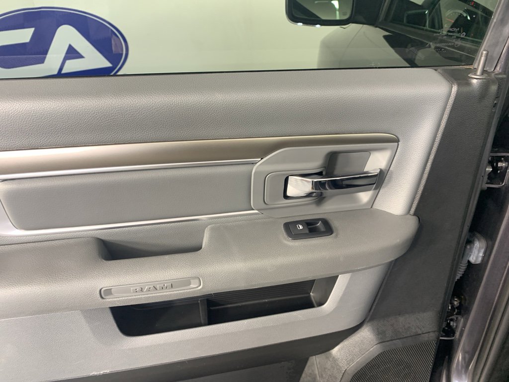 Used 2019 RAM 1500 Big Horn image 31