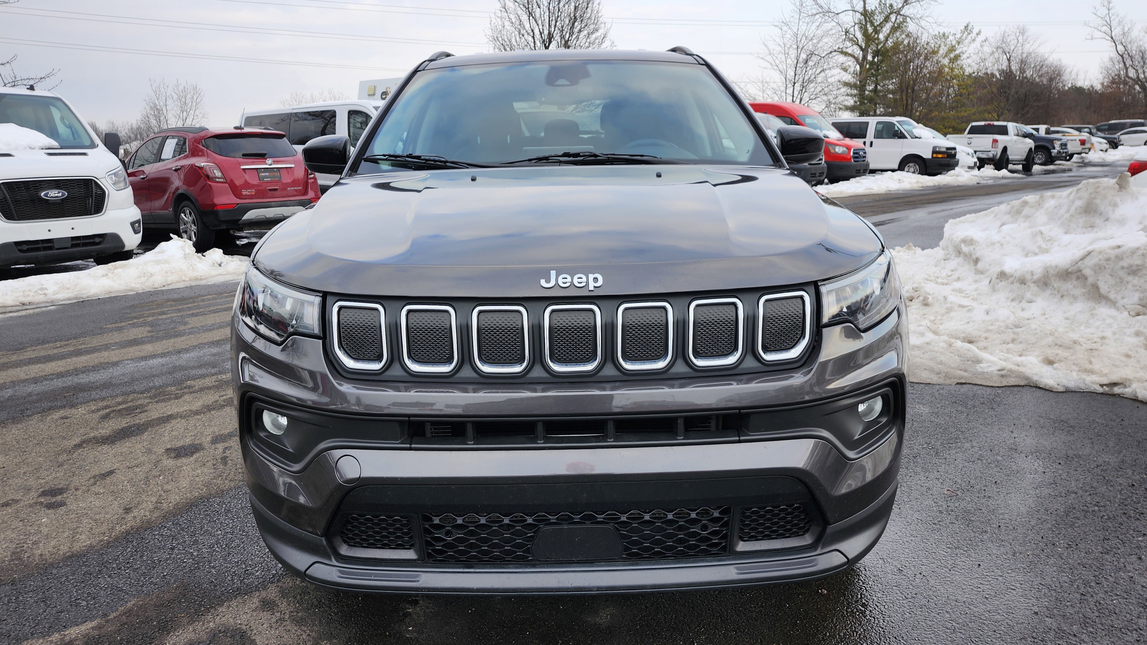 Used 2022 Jeep Compass Latitude image 13