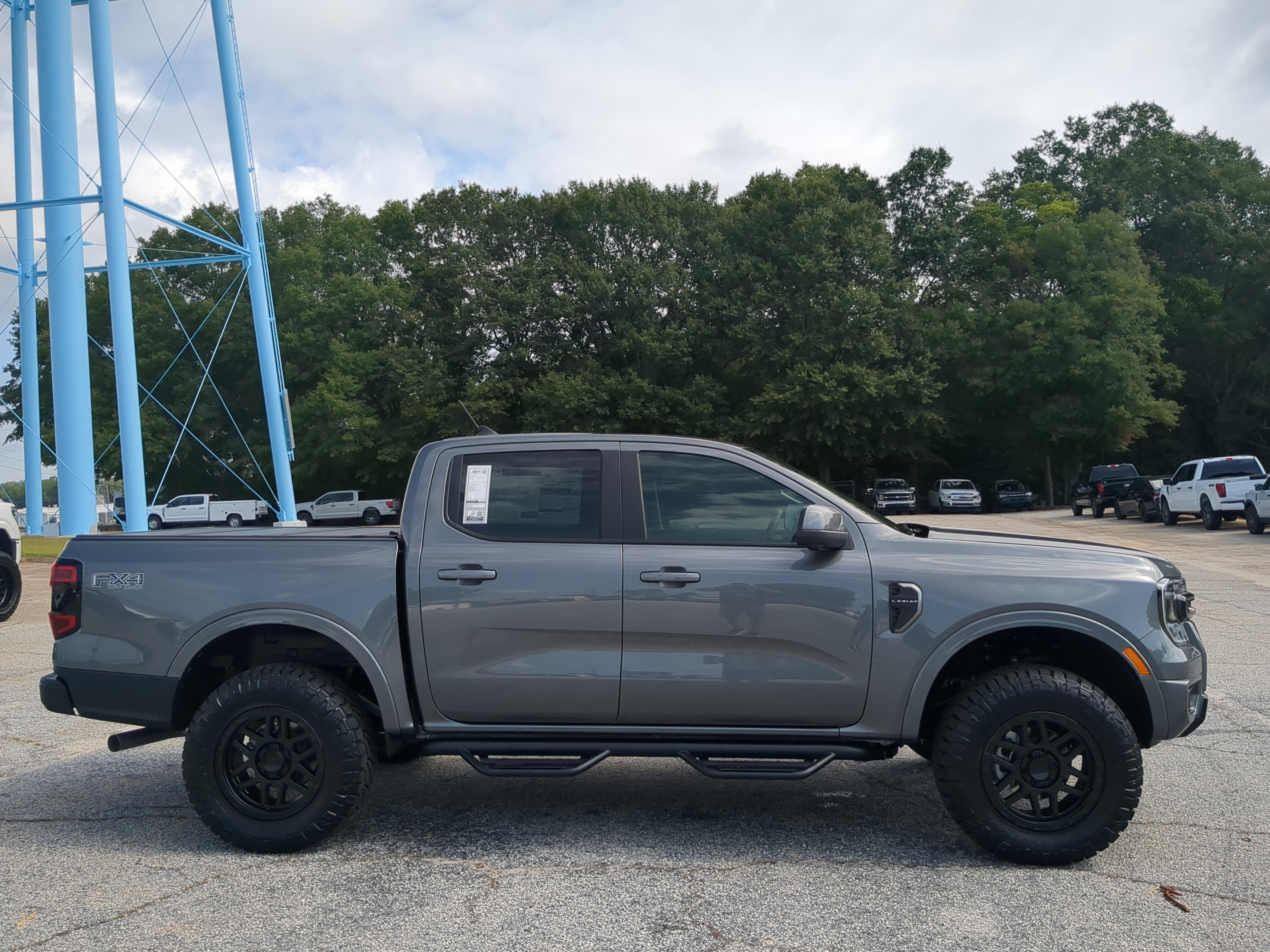 New 2026 Ford Ranger Lariat w/ FX4 Off-Road Package AWD/4WD image 3