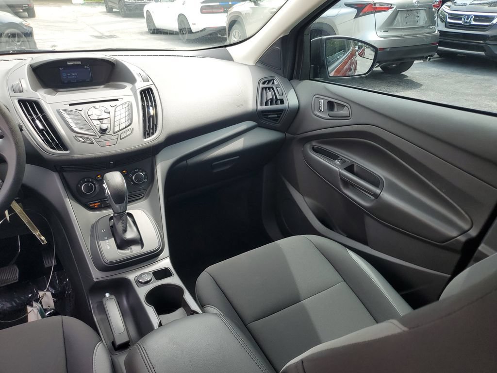 Used 2015 Ford Escape S FWD image 16