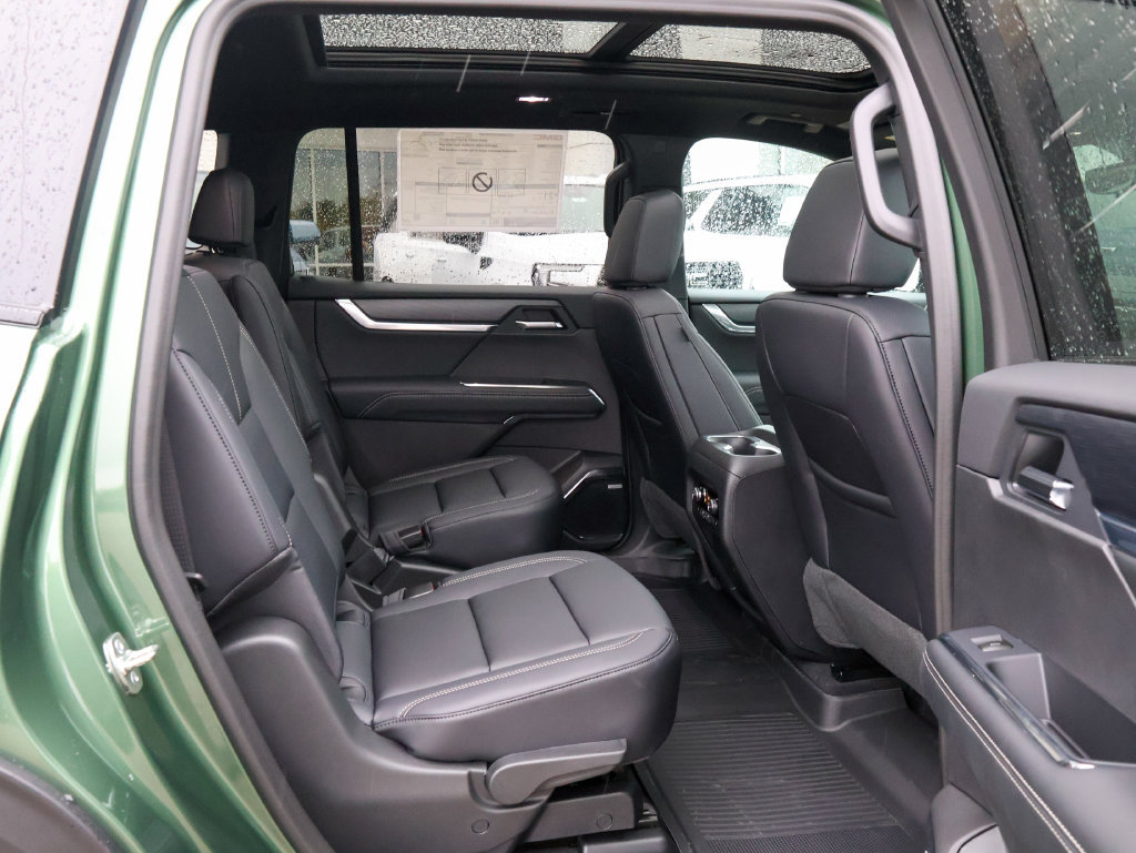 New 2027 GMC Acadia Elevation w/ Elevation Premium Package AWD/4WD image 38