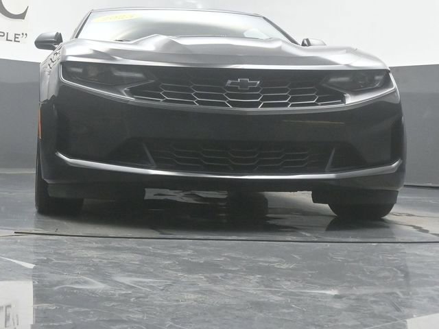 Used 2023 Chevrolet Camaro LT w/ Technology Package RWD image 3