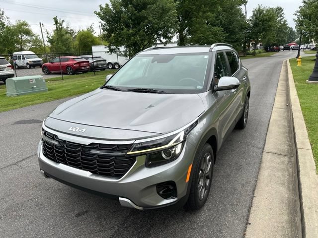 Certified 2024 Kia Seltos S FWD image 6