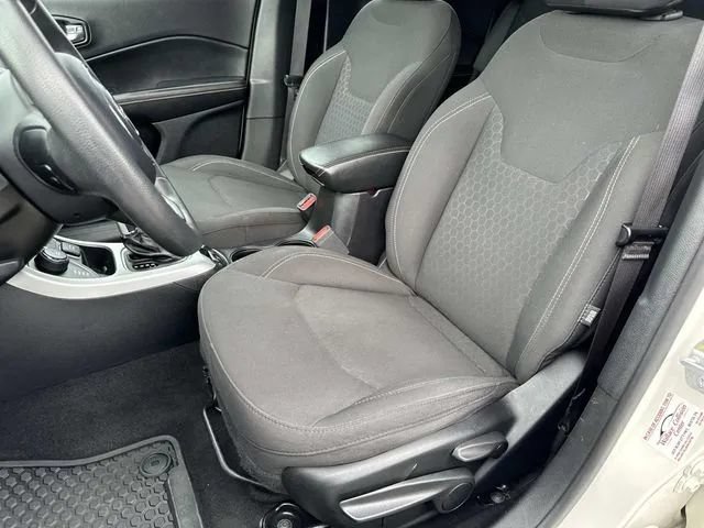 Used 2019 Jeep Compass Sport AWD/4WD image 31