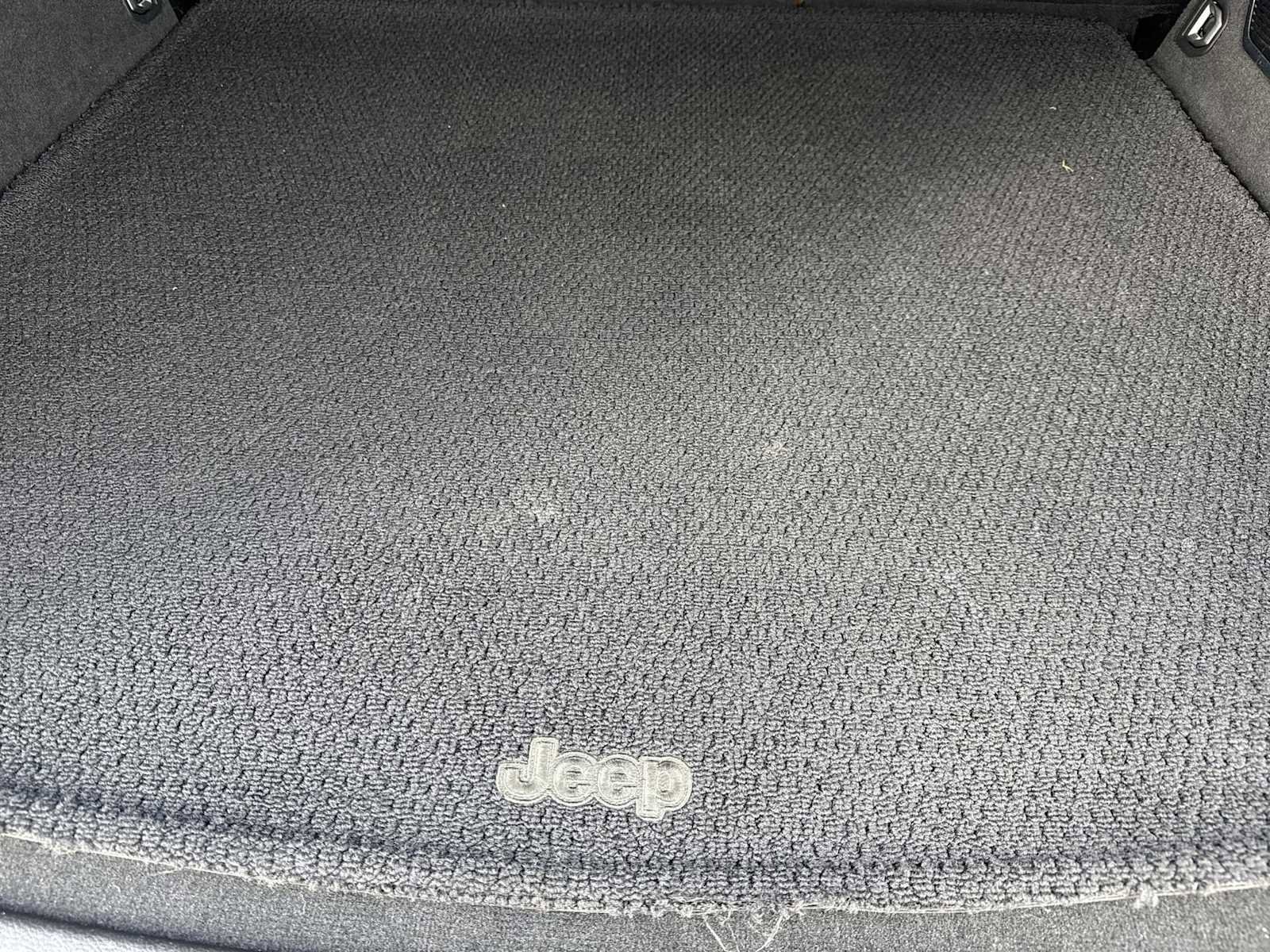 Used 2022 Jeep Grand Cherokee Summit image 35