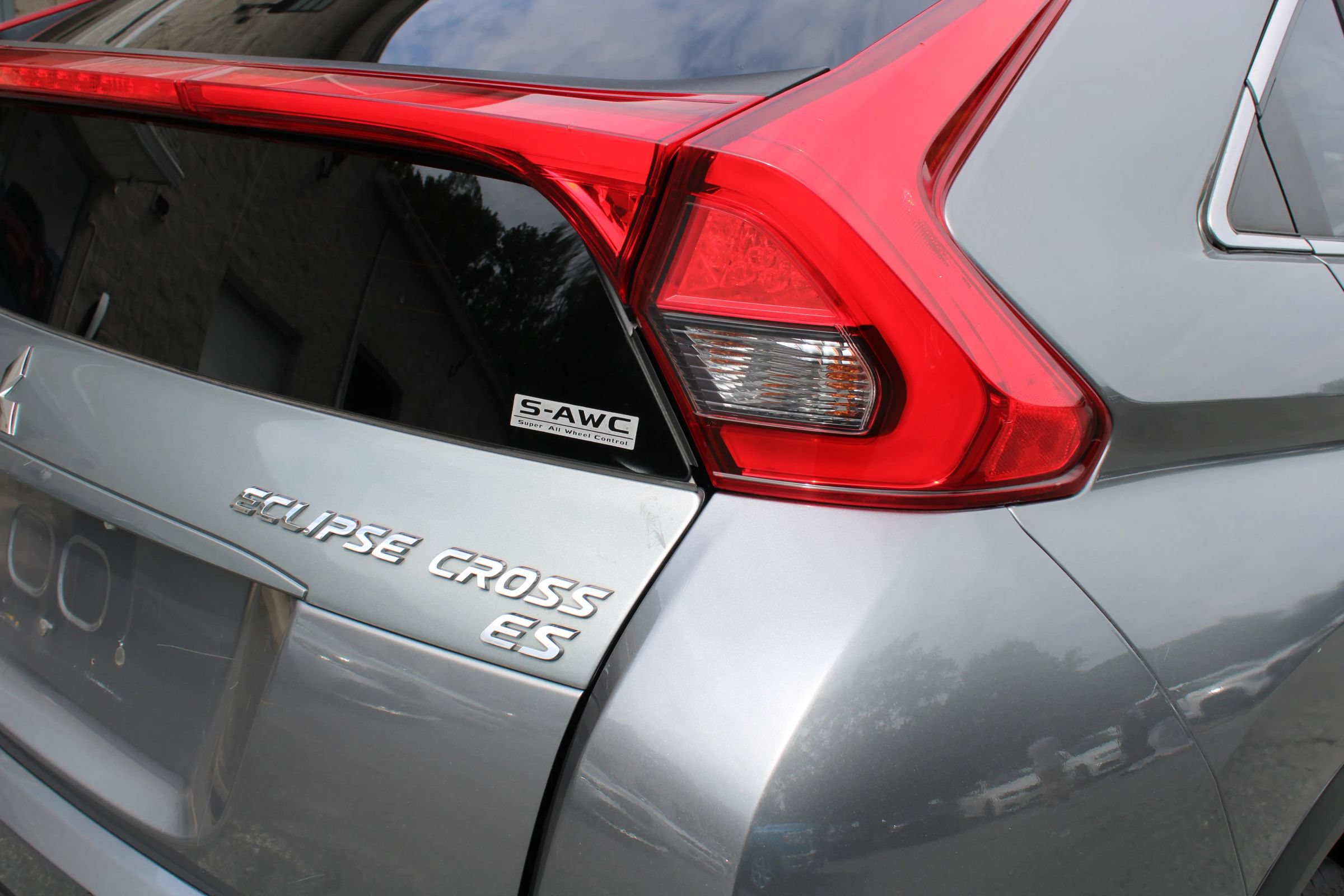 Used 2019 Mitsubishi Eclipse Cross ES AWD/4WD image 25