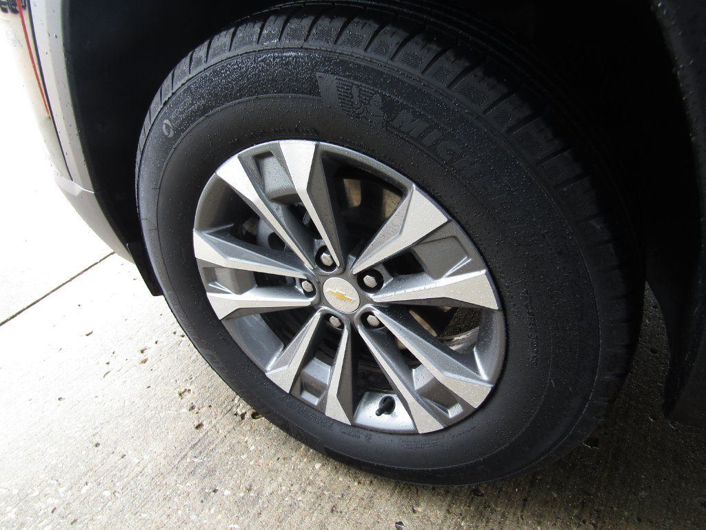 Used 2026 Chevrolet Equinox LT AWD/4WD image 27