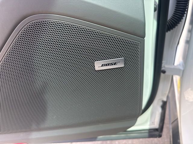 Used 2023 Porsche Cayenne Platinum Edition image 33