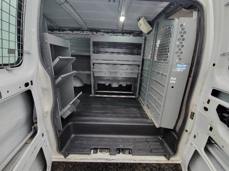 Used 2014 Chevrolet Express 2500 image 24