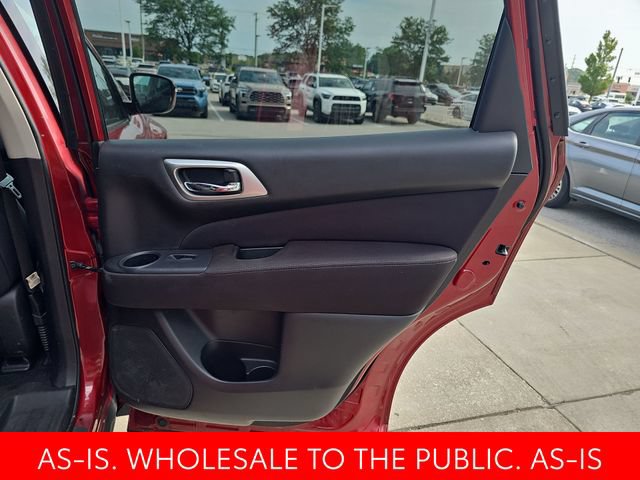 Used 2017 Nissan Pathfinder SV w/ SV Cold Weather Package AWD/4WD image 35