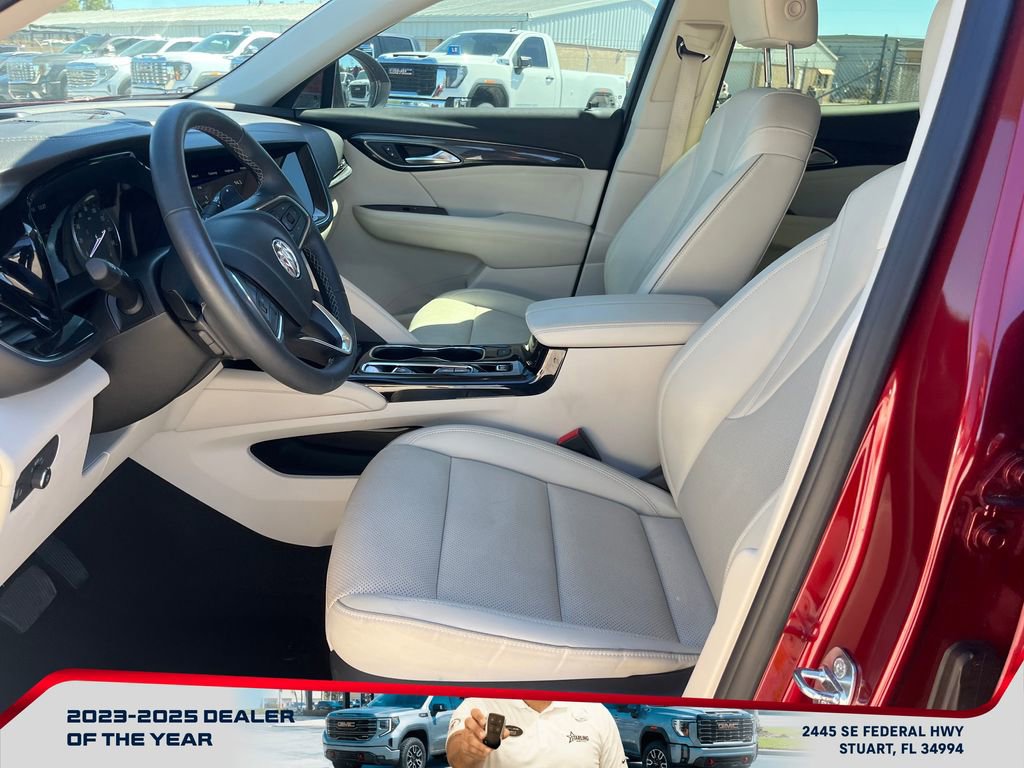Used 2023 Buick Envision Essence image 9