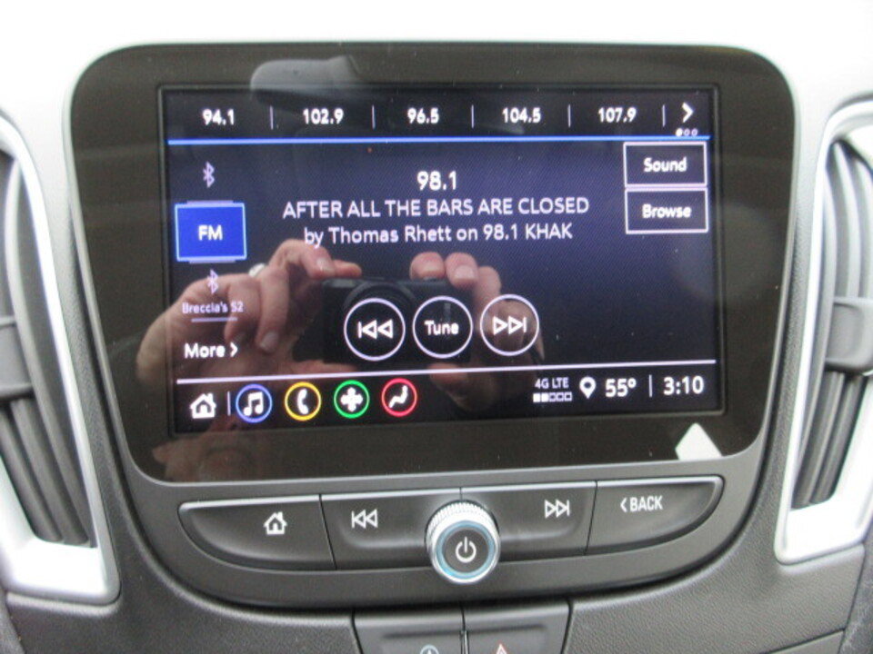 Used 2024 Chevrolet Malibu LT image 19