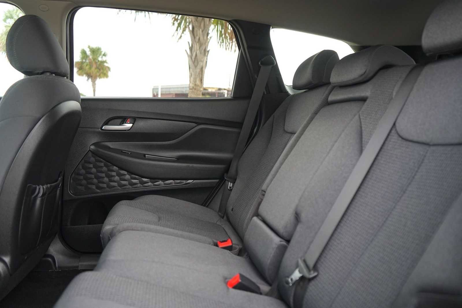 Used 2023 Hyundai Santa Fe SEL image 14