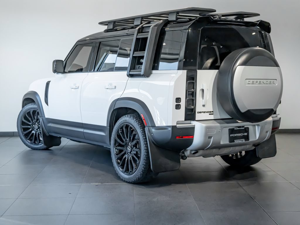 Used 2021 Land Rover Defender 110 SE AWD/4WD image 3