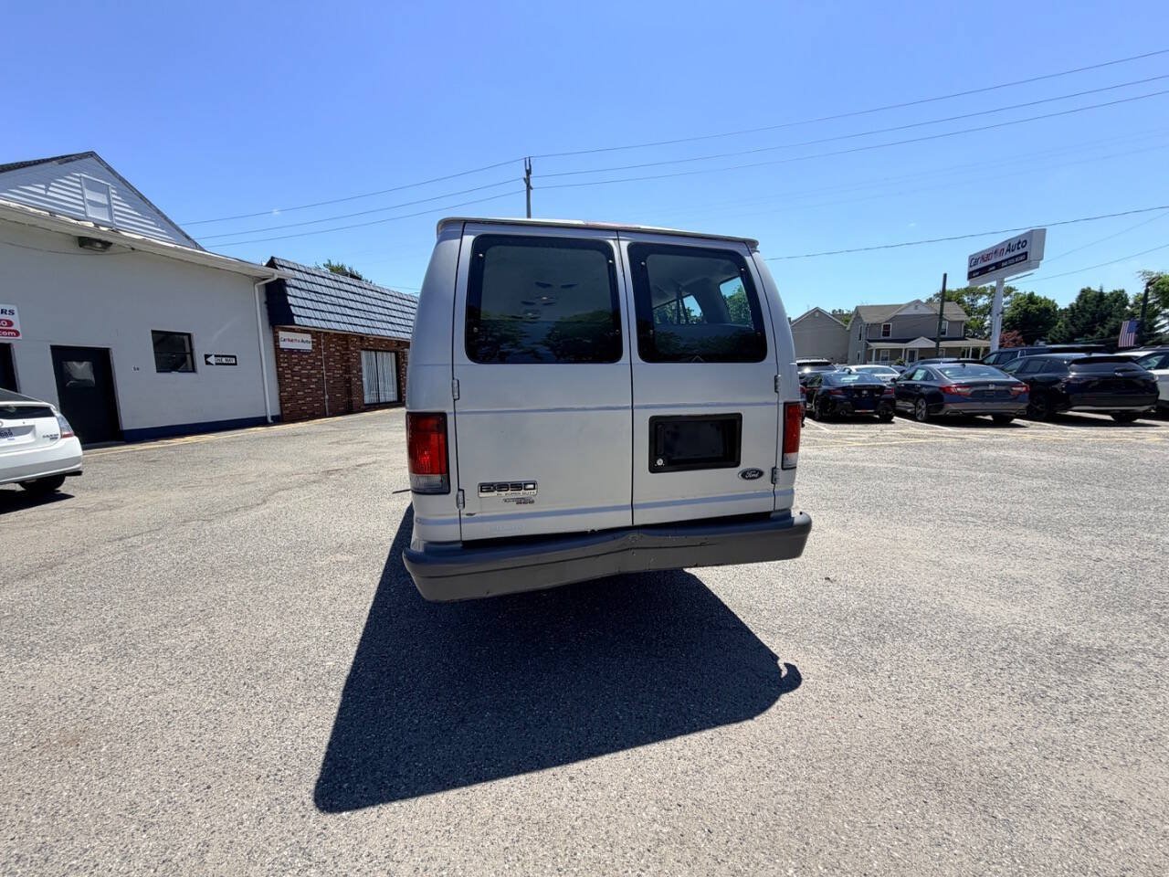 Used 2006 Ford E-350 and Econoline 350 XL RWD image 41