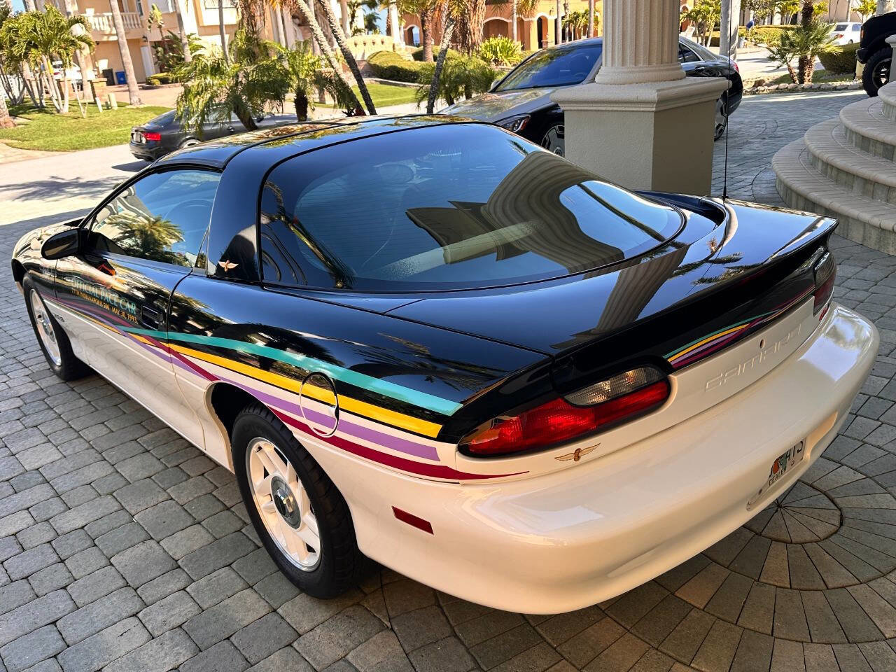 Used 1993 Chevrolet Camaro Z28 RWD image 30