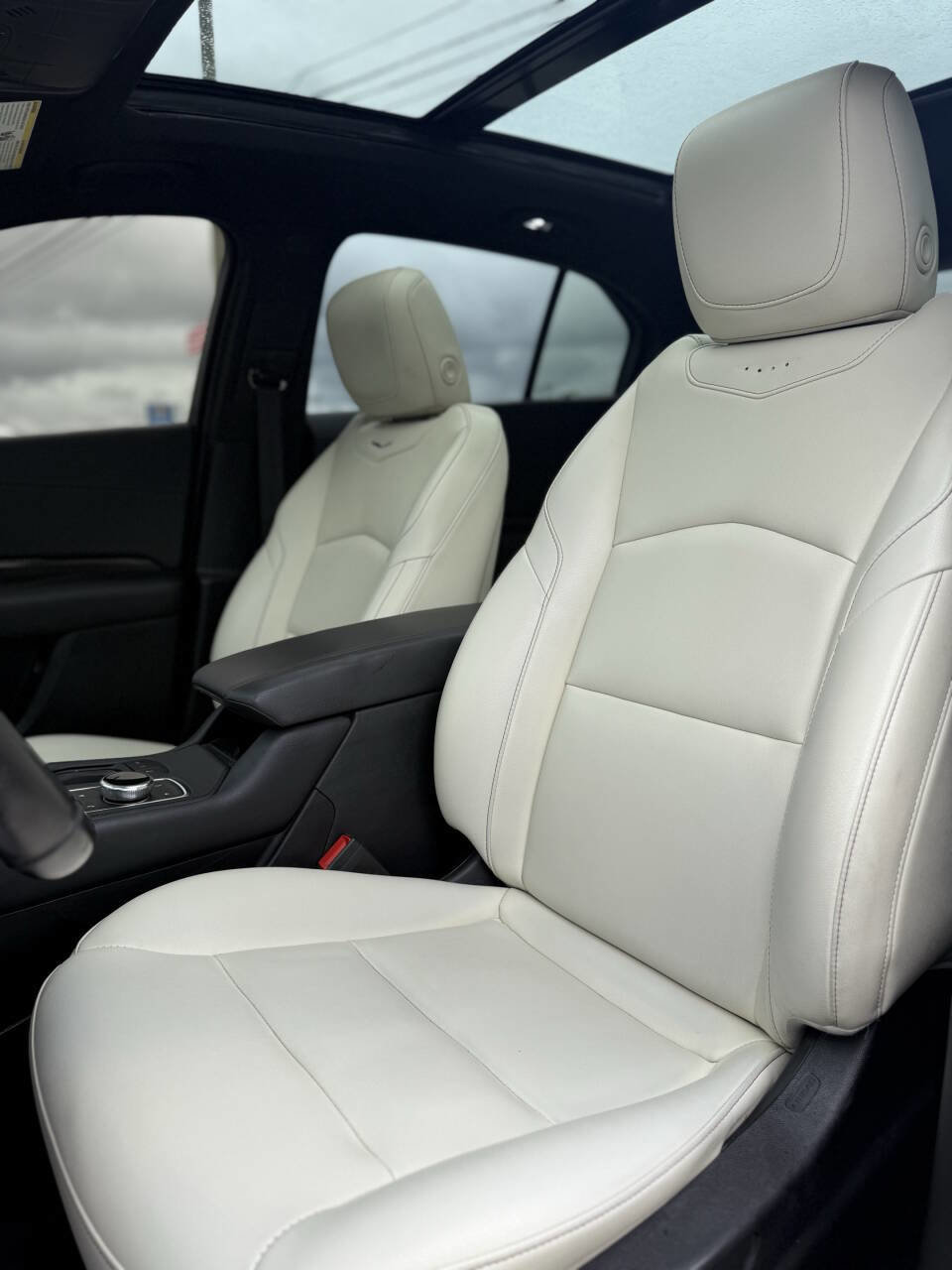 Used 2019 Cadillac XT4 Sport w/ Driver Awareness Package image 11