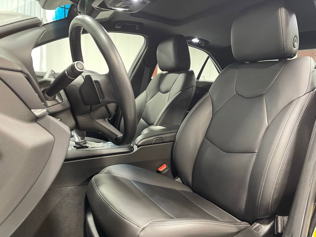 Used 2022 Cadillac CT4 Luxury w/ Sun And Sound Package image 22