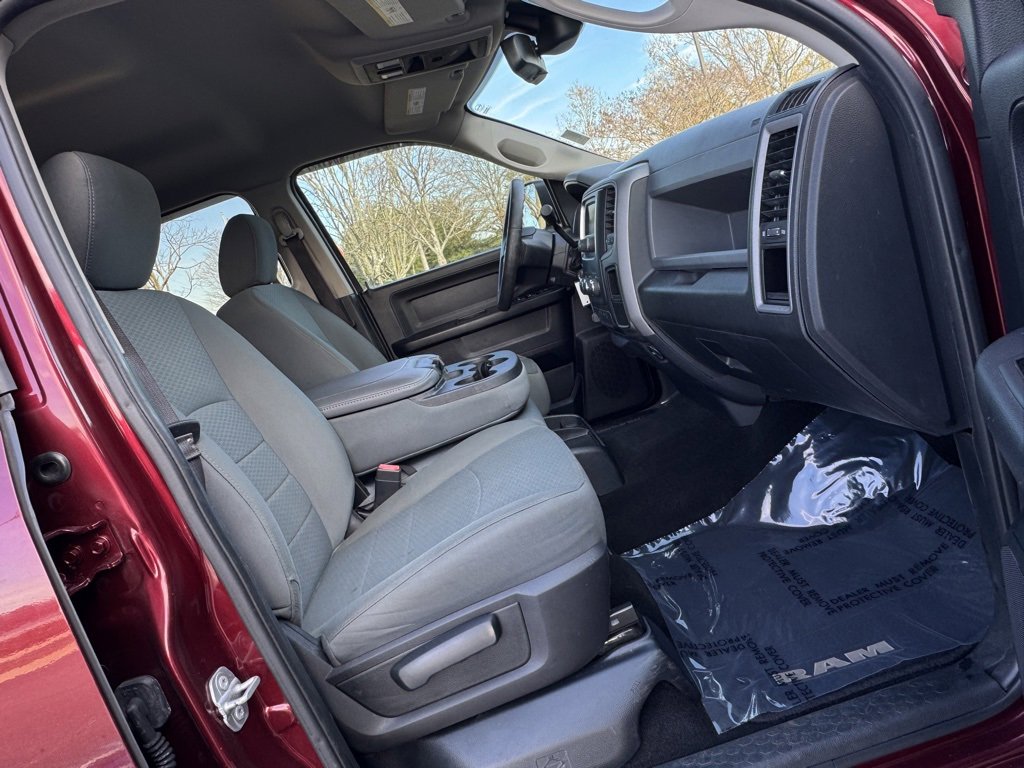 Used 2016 RAM 2500 Tradesman w/ Chrome Appearance Group image 23