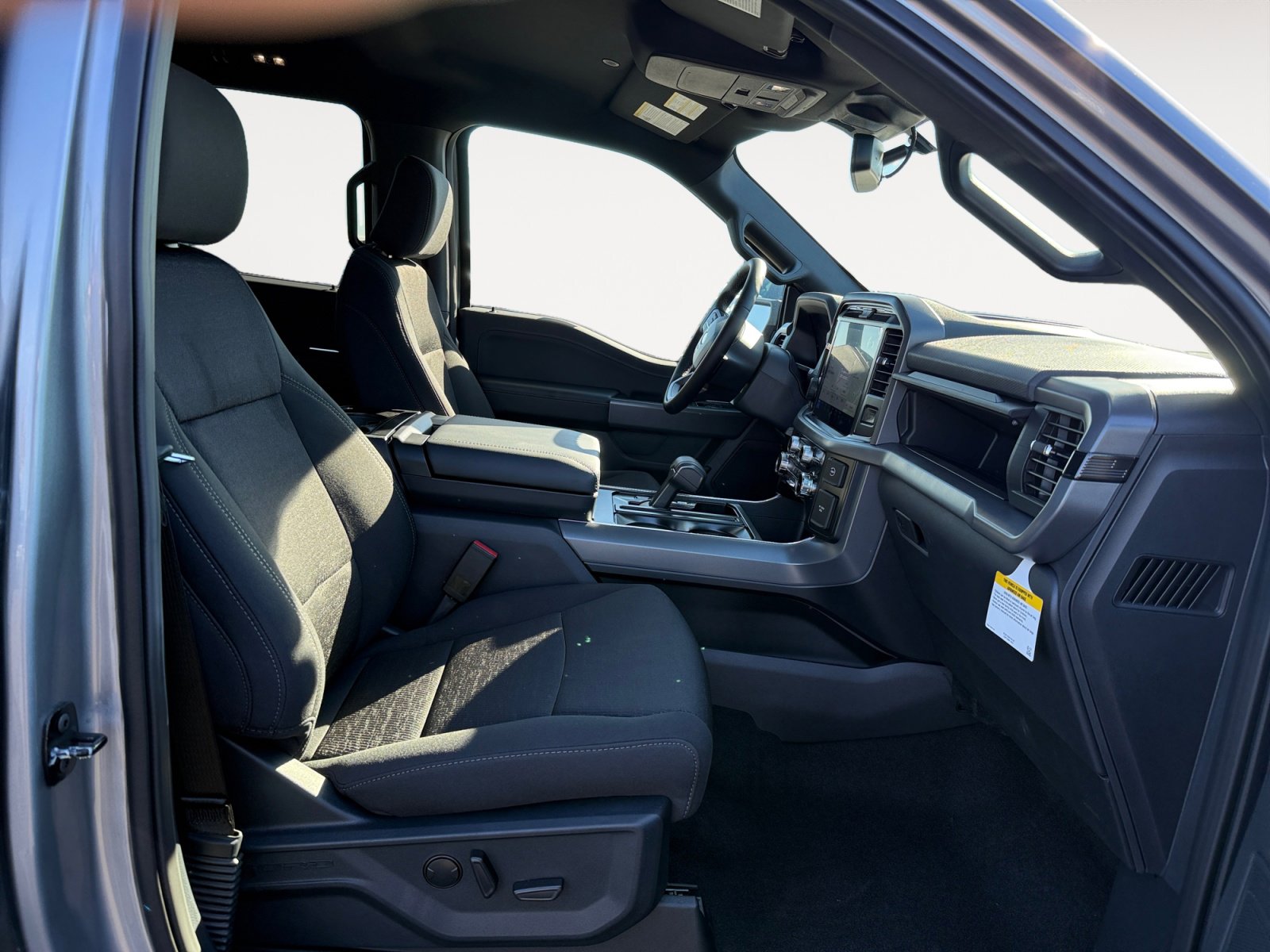 New 2025 Ford F150 XLT w/ Equipment Group 302A MID image 19