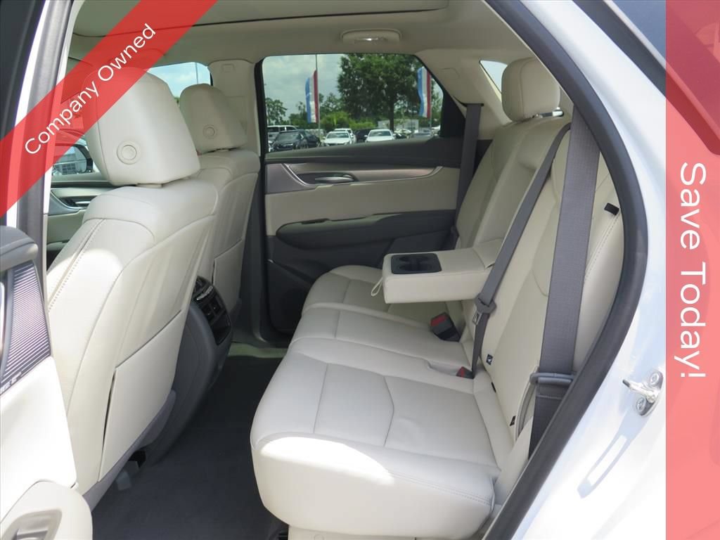 New 2026 Cadillac XT5 Premium Luxury w/ Driver Assist Package FWD image 24