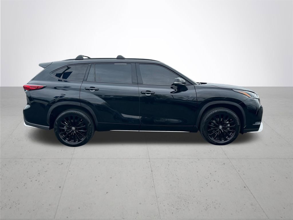 Used 2023 Toyota Highlander XSE image 6