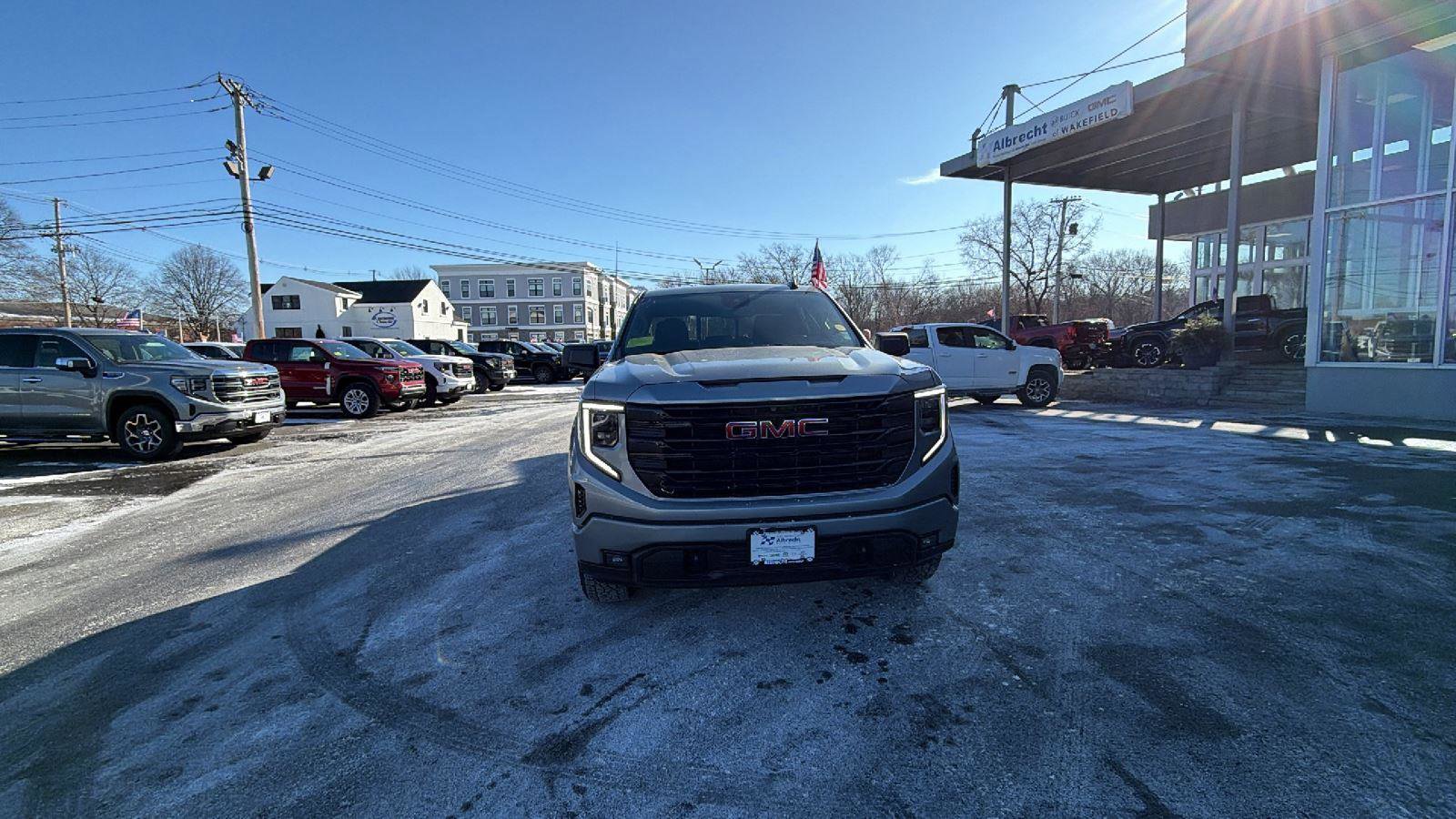 New 2026 GMC Sierra 1500 Elevation image 2