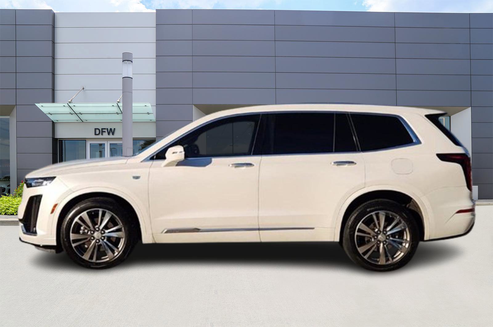 Used 2021 Cadillac XT6 Premium Luxury image 3