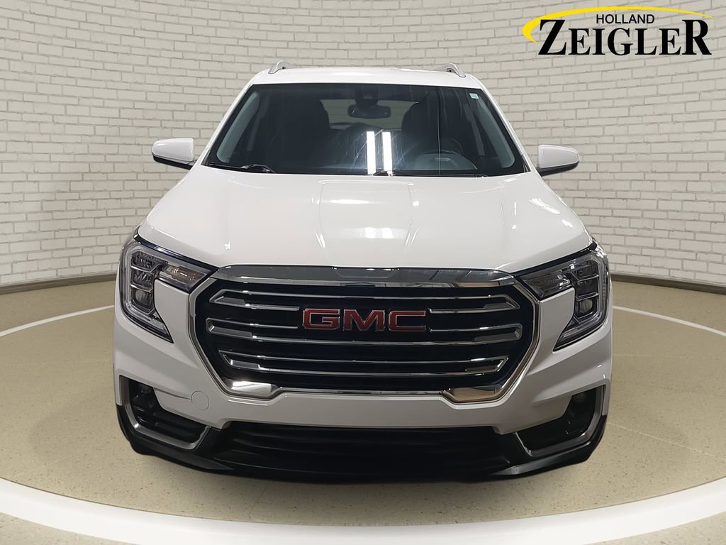 Used 2024 GMC Terrain SLT video 2