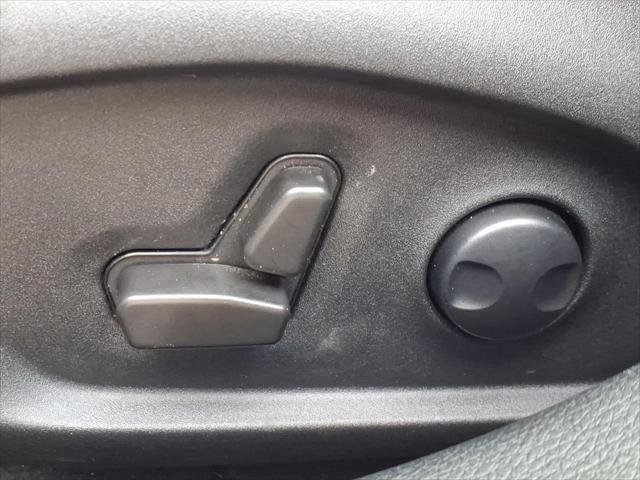 Used 2022 Jeep Compass Limited AWD/4WD image 12