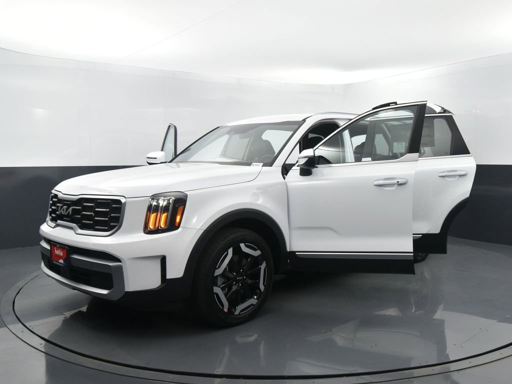 Certified 2024 Kia Telluride S w/ S Sunroof Package image 38