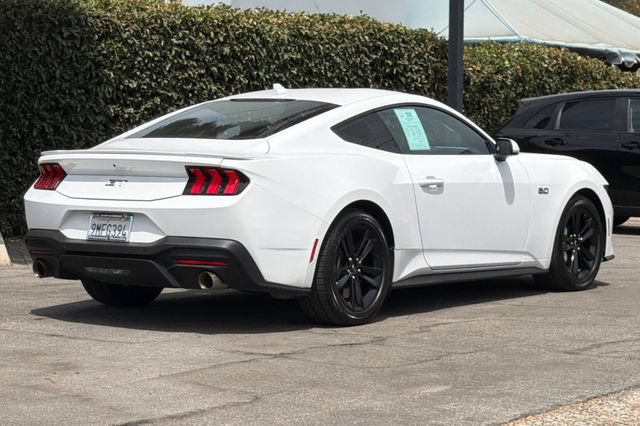 Used 2024 Ford Mustang GT RWD image 4