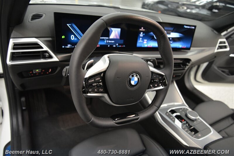 Used 2026 BMW 330i Sedan w/ Convenience Package RWD image 31