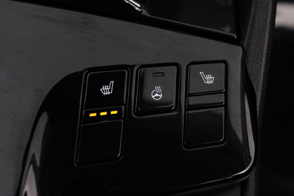 Used 2023 Kia Sportage EX w/ EX Premium Package image 26