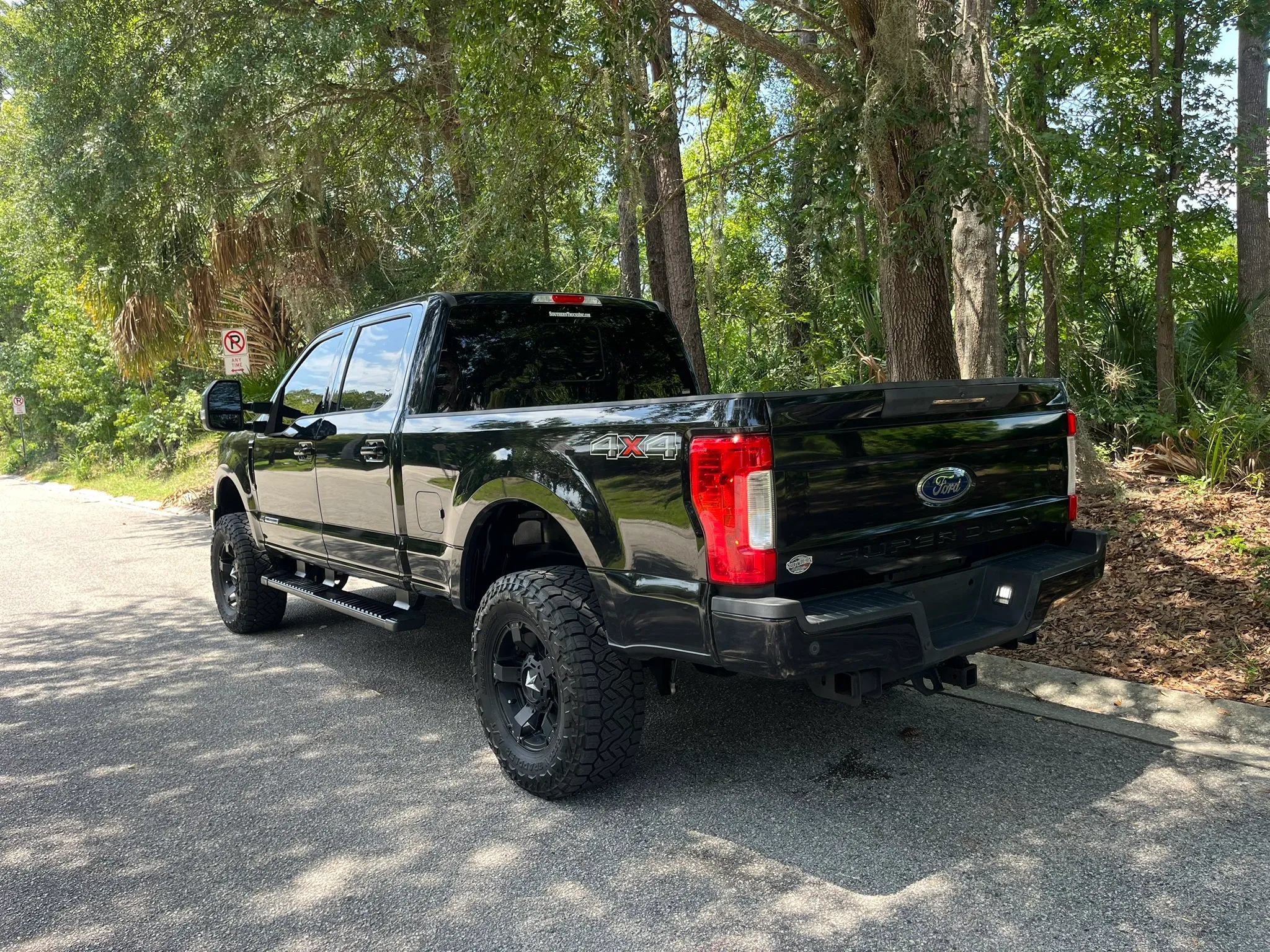 Used 2019 Ford F250 Lariat w/ Lariat Ultimate Package AWD/4WD image 5