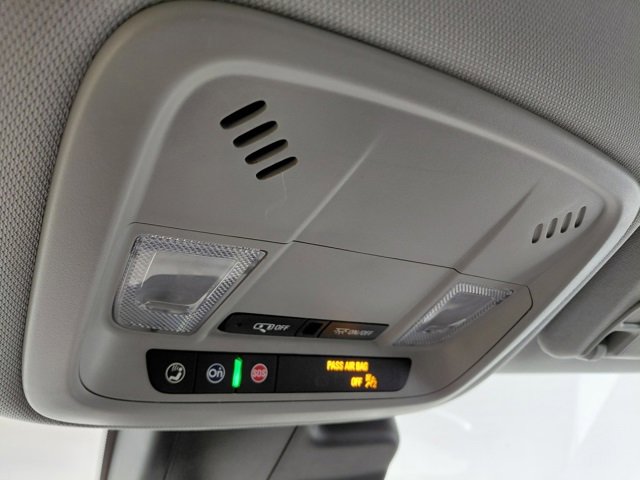 Certified 2025 Chevrolet Malibu LT image 35