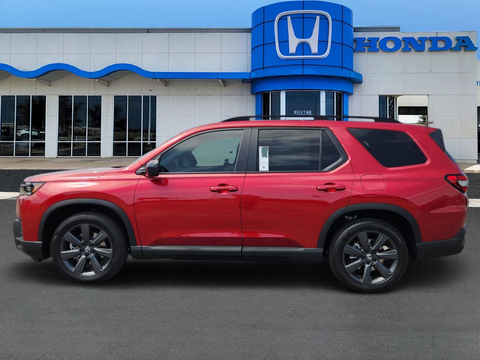 New 2026 Honda Pilot Sport image 3