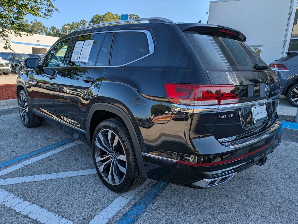 Used 2022 Volkswagen Atlas SEL Premium AWD/4WD image 4