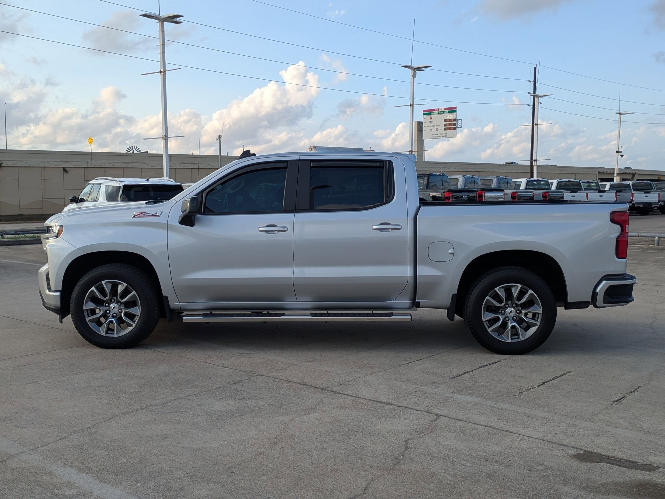 Used 2022 Chevrolet Silverado 1500 RST image 7