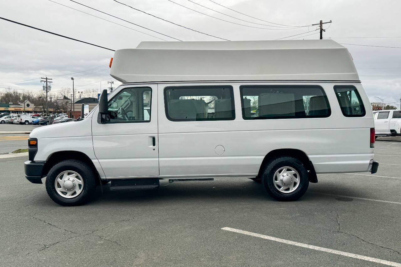 Used 2011 Ford E-350 and Econoline 350 Extended Super Duty w/ PWR Group RWD image 12