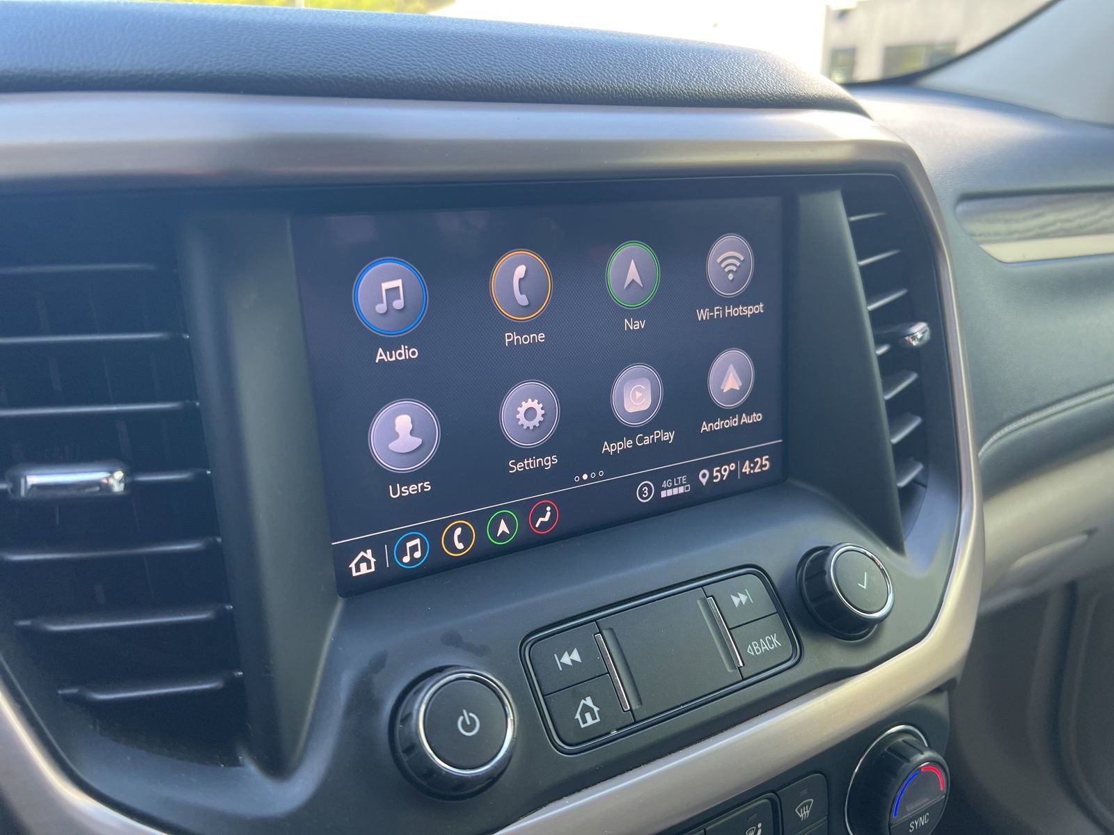 Used 2020 GMC Acadia Denali w/ Technology Package image 32