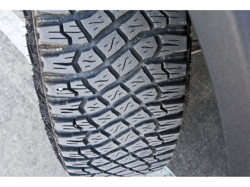 Used 2023 Ford Bronco Wildtrak image 27